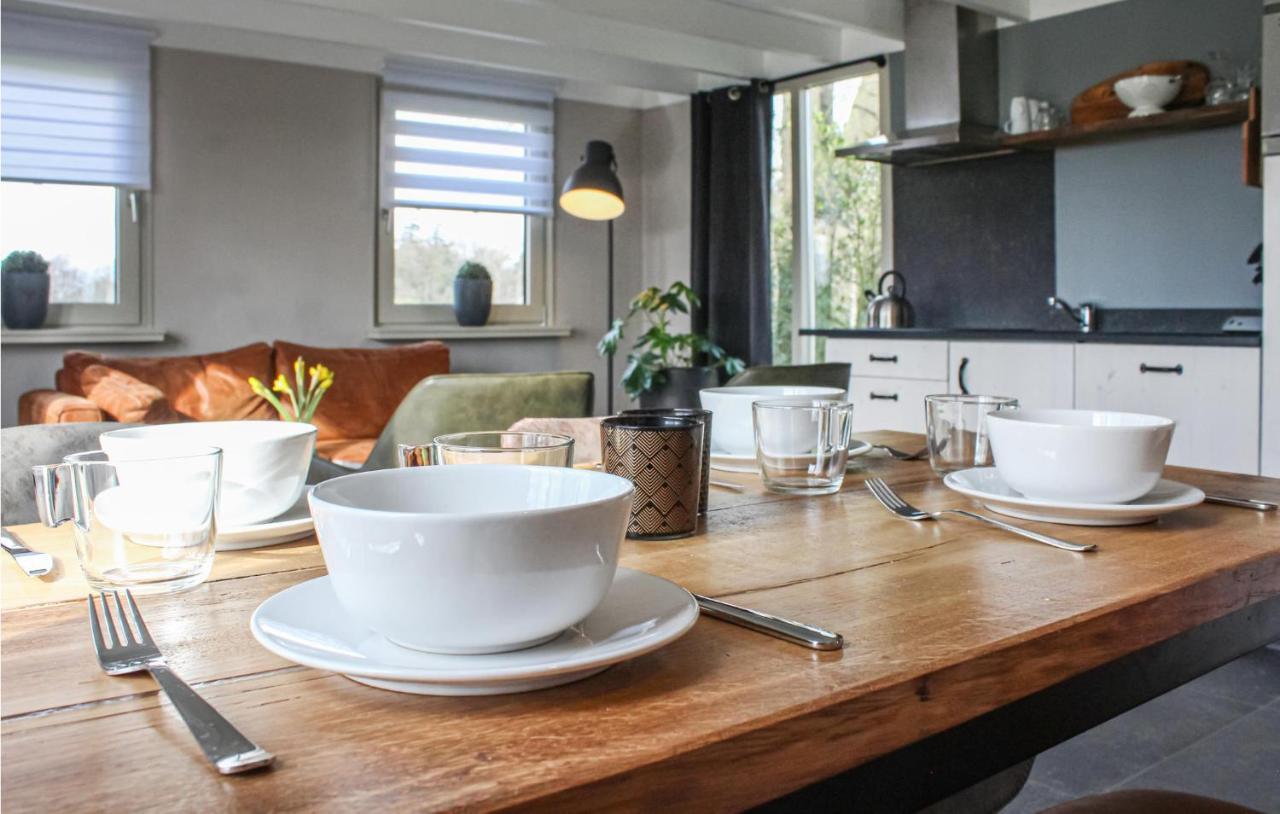 Nice home in Bornerbroek with 2 Bedrooms&WiFi Weleveld Buitenkant foto