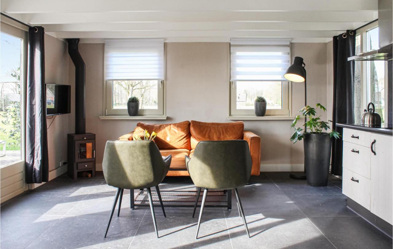 Nice home in Bornerbroek with 2 Bedrooms&WiFi Weleveld Buitenkant foto